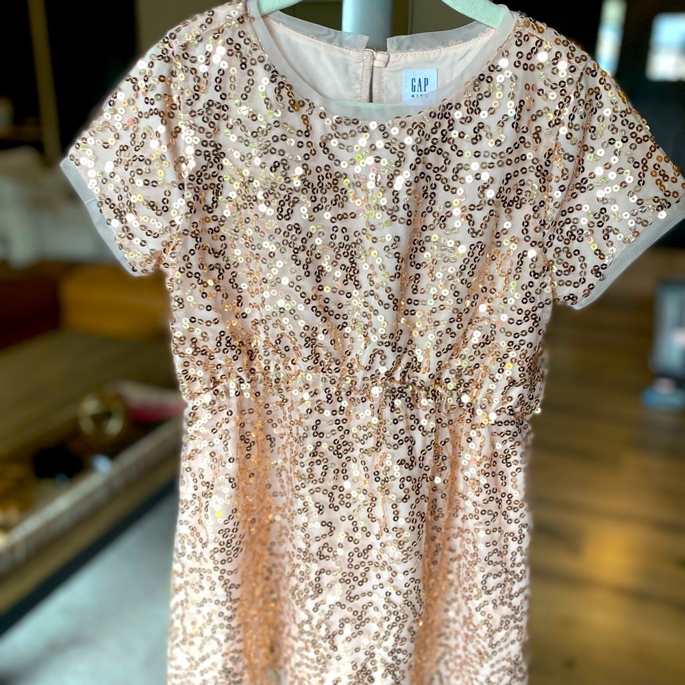 Gap sequin dress like new